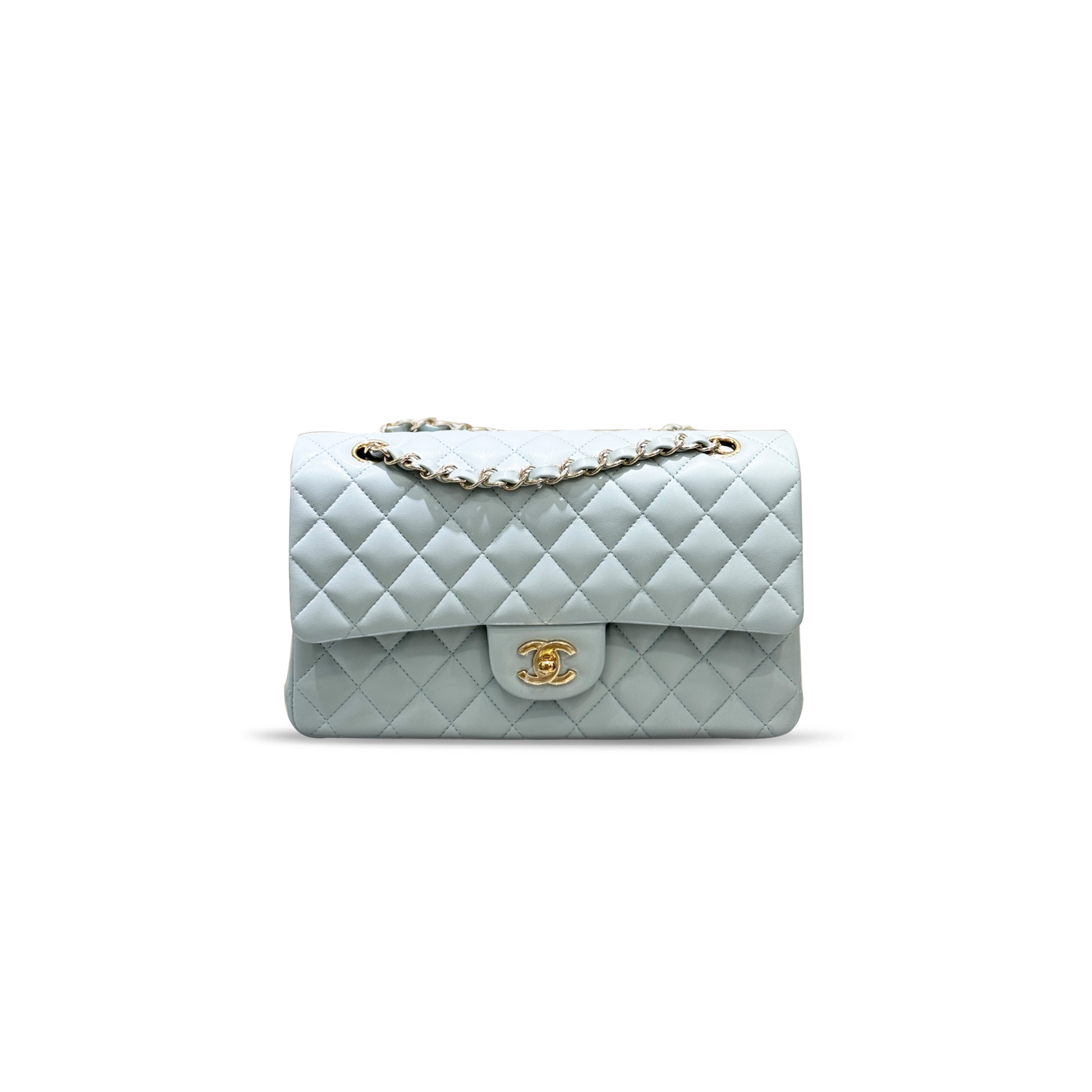 CHANEL LIGHT BLUE LAMBSKIN QUILTED CLASSIC FLAP MEDIUM GOLD HARDWARE (25.5*15*7cm)
